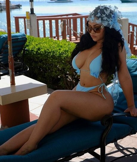 Roxsana Diaz actrice sexy image