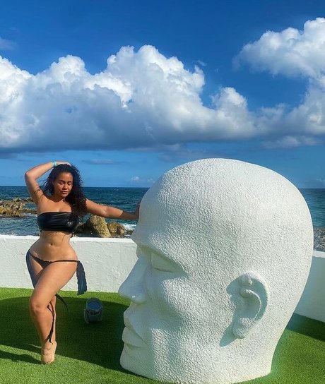 Roxsana Diaz star du porno parfaite photos