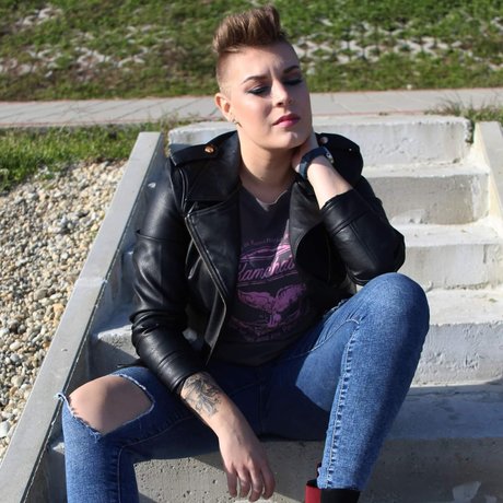 _imke modèle adulte photos