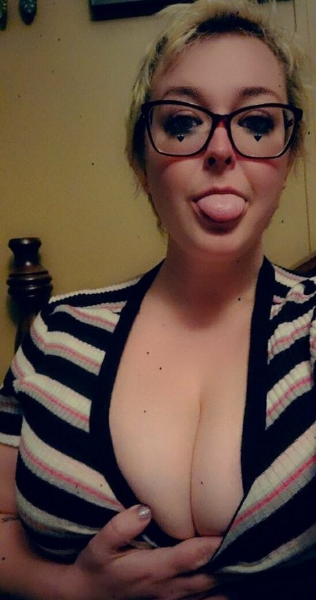 xxdirtyprettyy star du porno chaude images