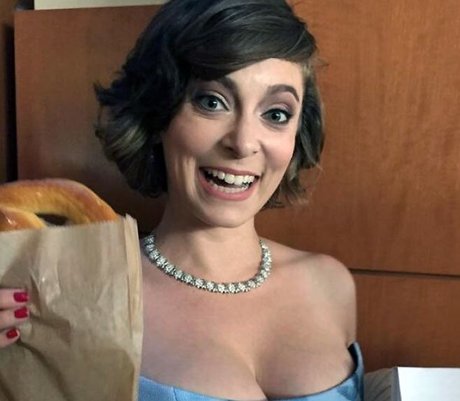 Rachel Bloom star du porno en haute qualité galerie