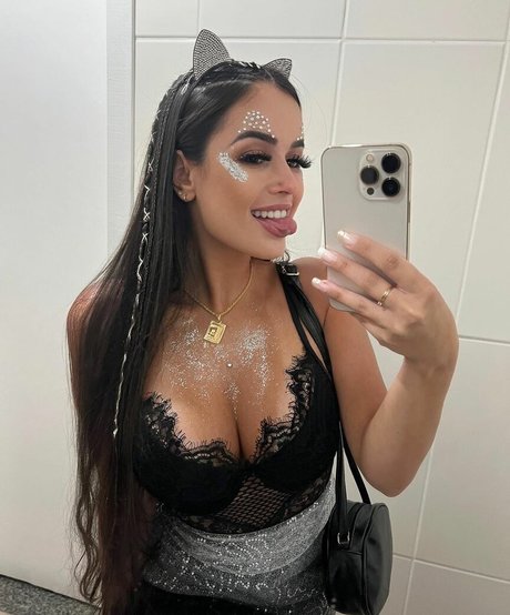 Eduarda Wolker modèle de sexe image
