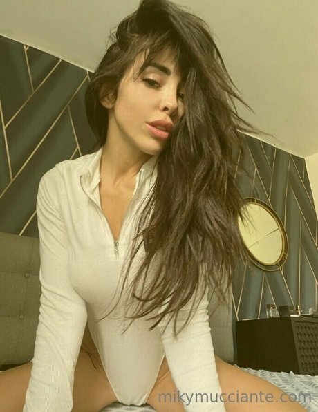 épouse amateur onlyfans nue en haute qualité images