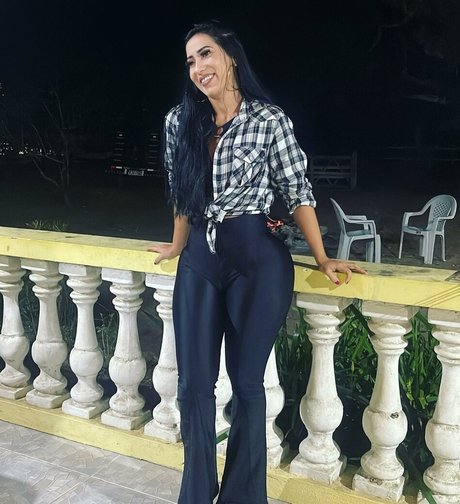 Lismara Moreira modèle meilleur des photos