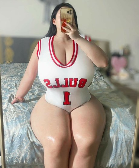 Pisheneva eva étoile nue galerie