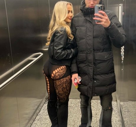 Mia Winward Dunn art star du porno collection