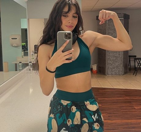 Over taaa haut modèle collection