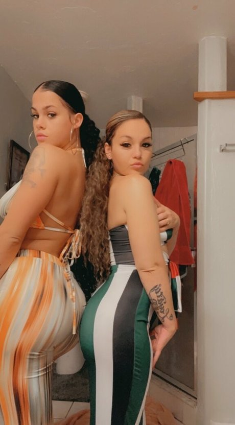 therealmissdaisy modèle images