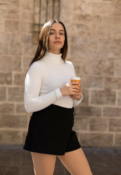 Marta Garcia haut modèle des photos