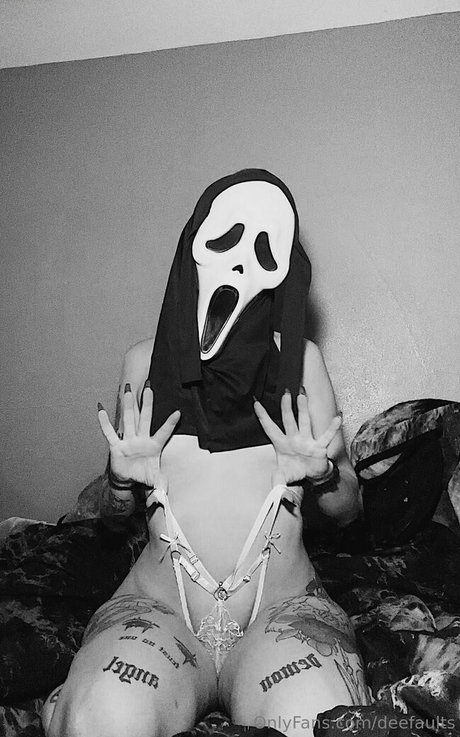 deefaults étoile nue archive