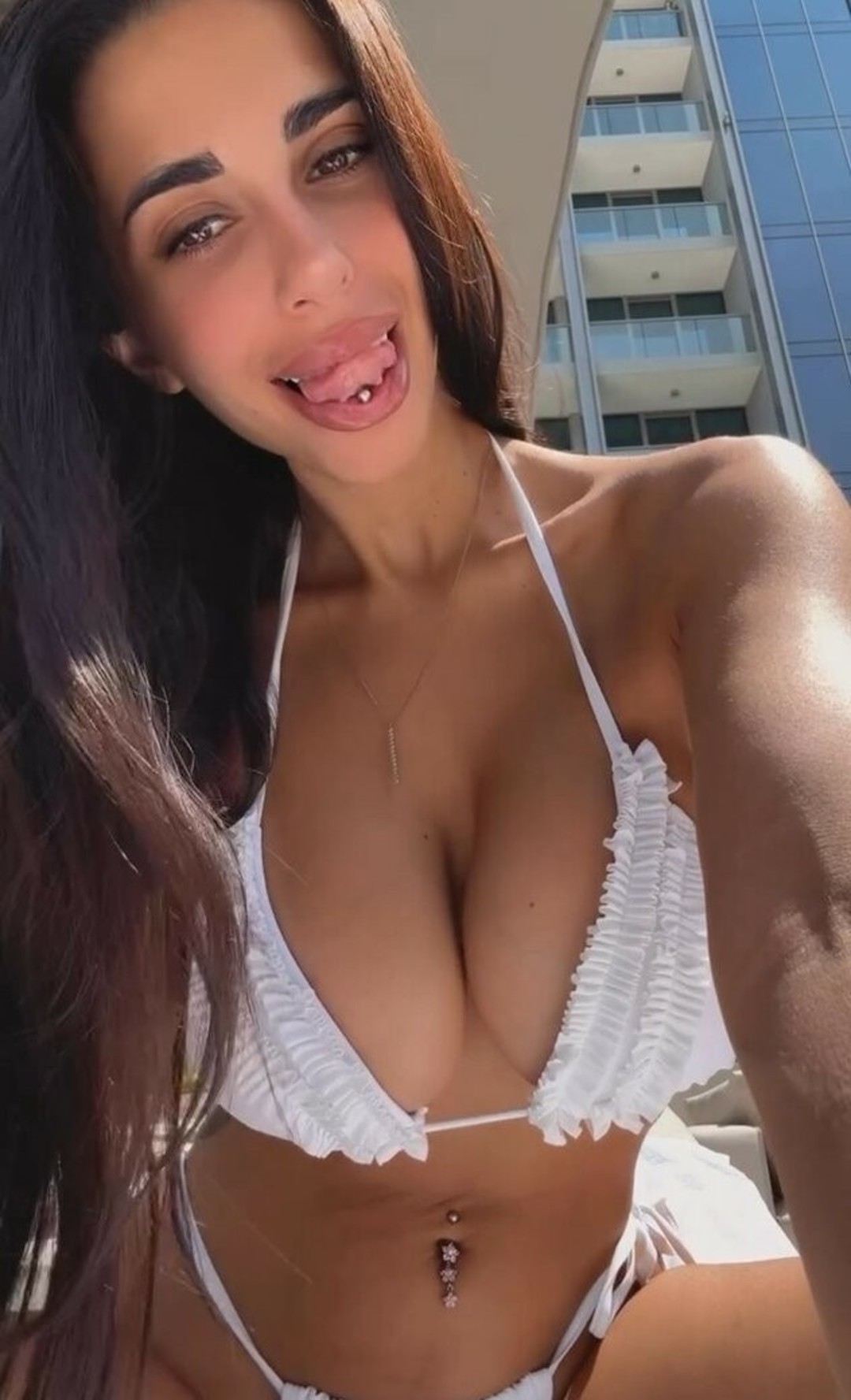 Sara Sfamurri xxx étoile galerie