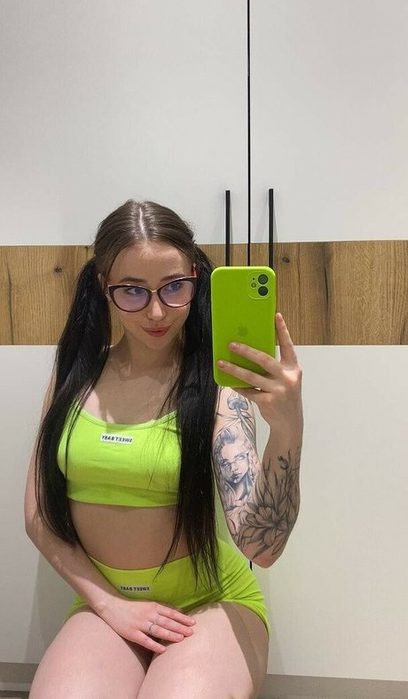 nikushxo free modèle parfait galeries