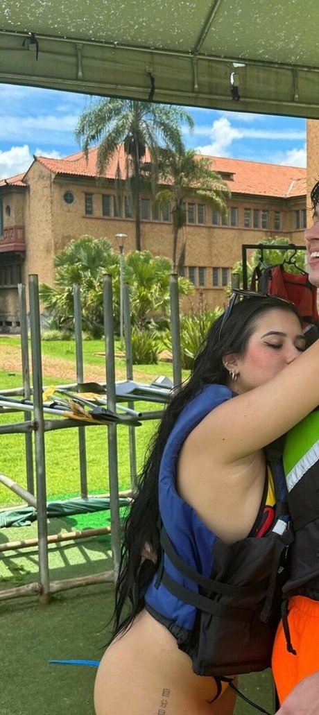 Cinthia Cruz star du porno chaud photos