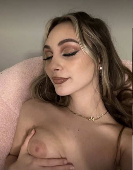 emmacaulfield18 modèles nus img