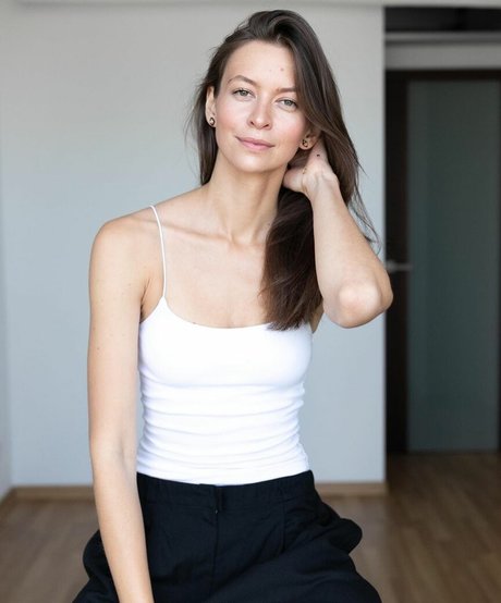 Magorzata Mikoajczak modèle hd galerie