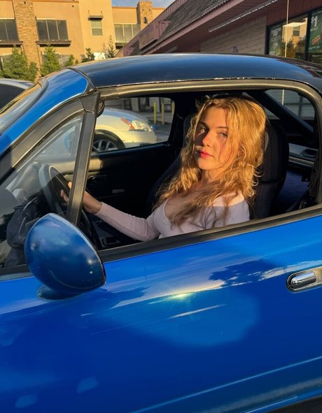 chaton potelé uniquementfans exclusif collection