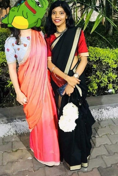 Desi Devi modèle exclusif des photos