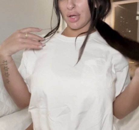 Peachikeeks actrice érotique images