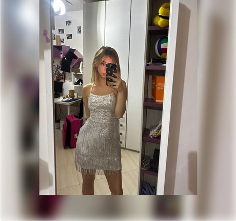 Martina Dell Anna belle star du porno archive