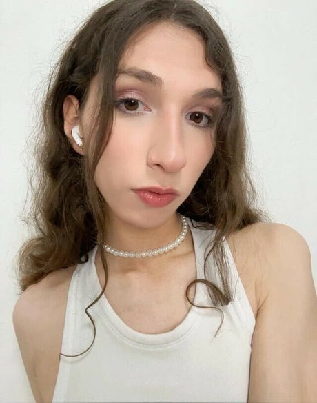 briellegab modèle xxx archive