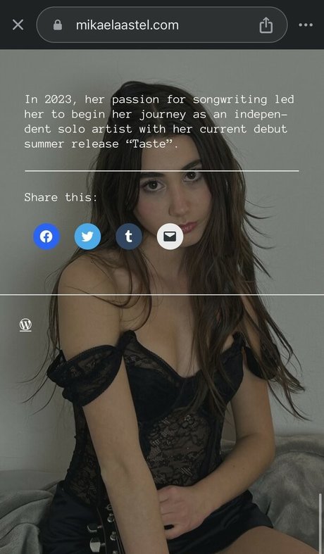 Mikaela Astel modèles nus photo