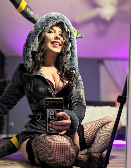 raenarchy modèle parfait photos