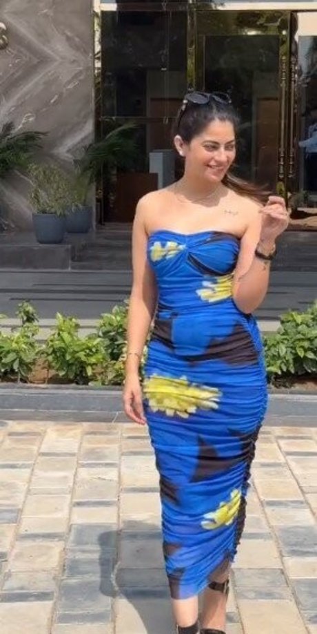 Fiza Choudhary étoile exclusive photos