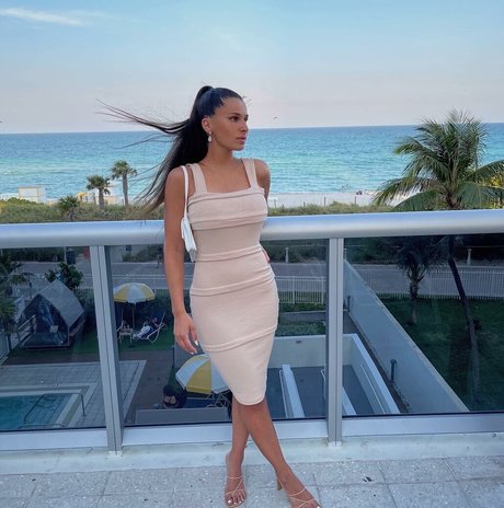 adolescents nus onlyfans adulte exclusif archive