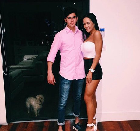 Tiana Paea étoile nue galerie