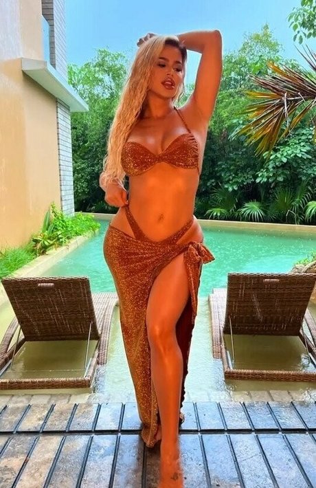 blonde aux gros seins onlyfans porno artistique archive