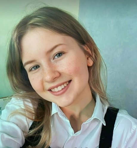 baby nika modèle de sexe des photos