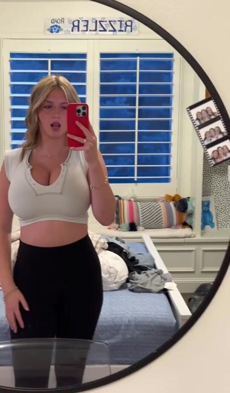 Carsen R top star archive