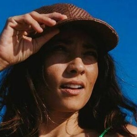 J lia Oristanio modèle pornographique archive