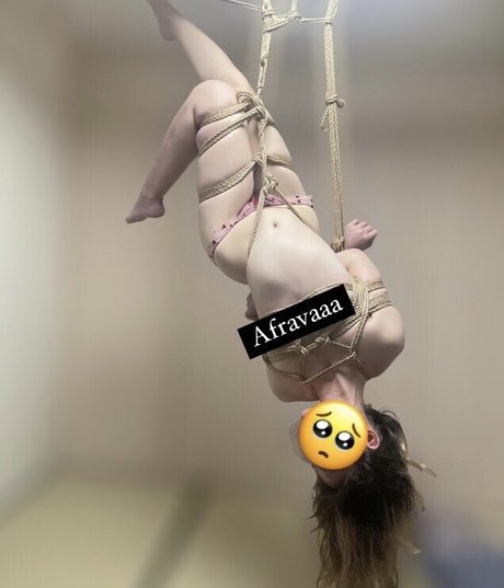 Cutie Afra modèle de haute qualité archive