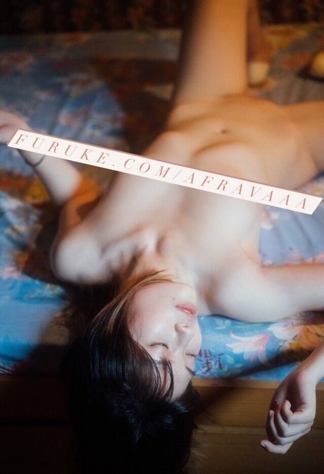 Cutie Afra modèle érotique galerie