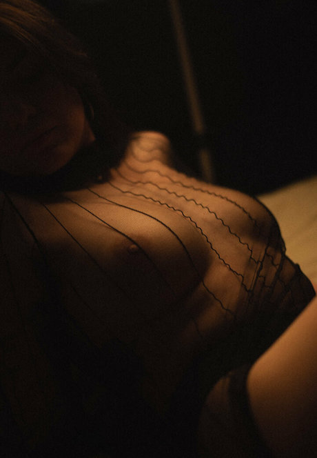 a krivoshlyk étoile sexy photo