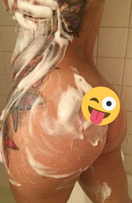 PoofBallDemon actrice nue galeries