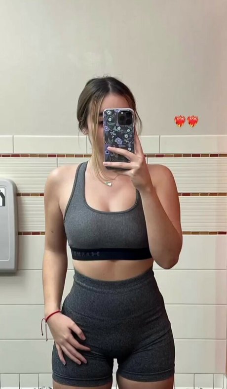 Paola Silerio étoile érotique archive