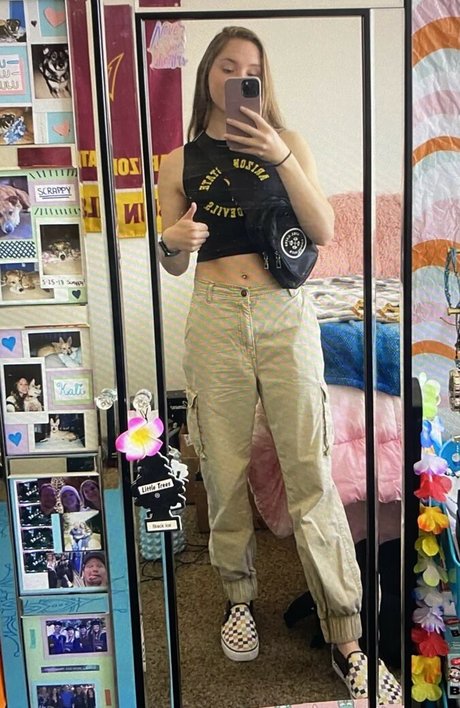 Makayla Turner modèle hd photo