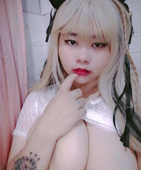 épouse infidèle onlyfans chaud érotique img