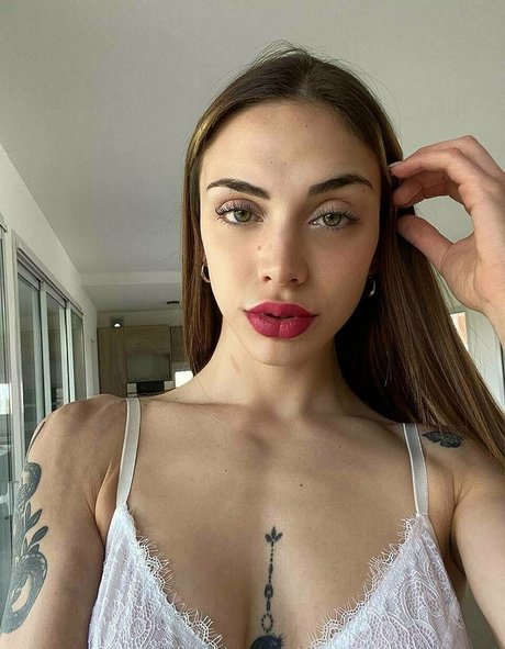 ornellaturri modèle pornographique img