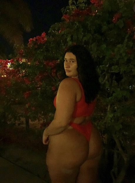 Keeping up with kenlea mannequin image