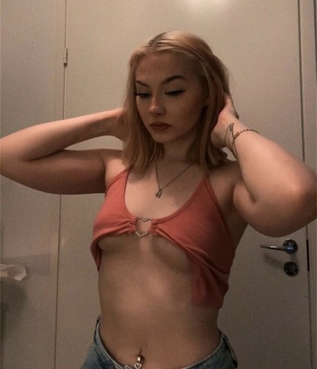 Miranda Felicia xxx étoile photos