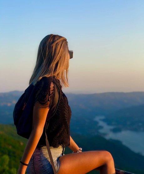 Mariana De Sousa modèle porno photo