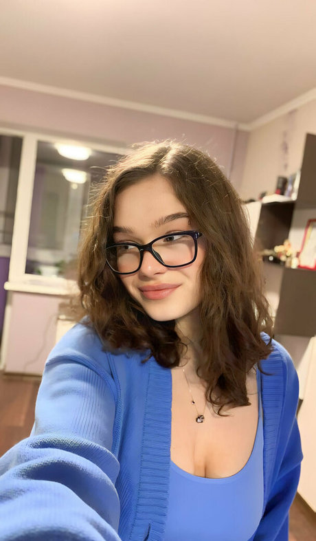 lolly derry18 actrice libre photo