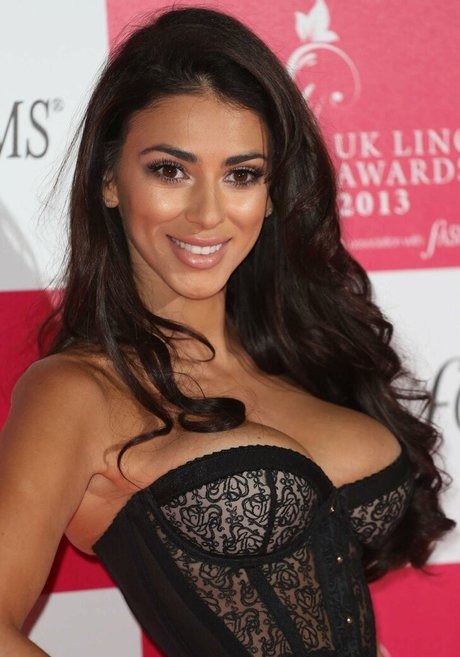 Georgia Salpa star du porno chaude photos