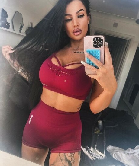 That inked girl_ actrice hd img