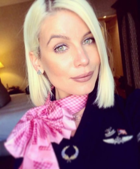 Miss Volaera_ étoile de haute qualité photo