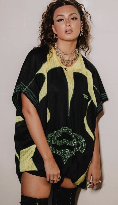 Tori Kelly étoile xxx photos