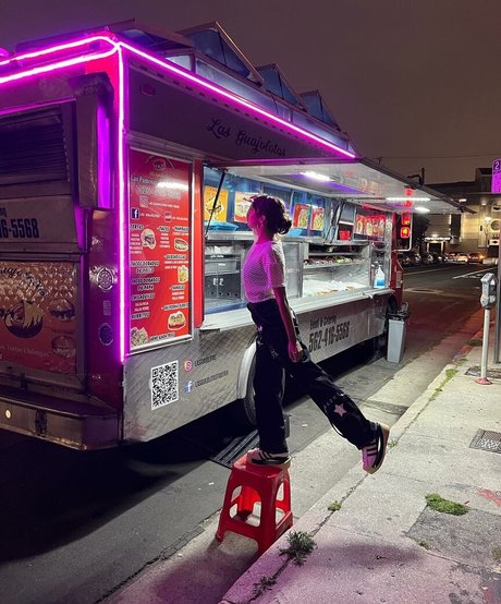 fellation asiatique onlyfans beau porno images